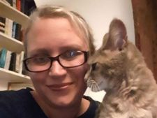 ரூ.4 லட்சம் செலவு வைத்த பூனை.. பணம் பெரிதில்லை.. பாசம் தான் பெரிது.. பூரிப்பில் கிர்ஸ்டி 