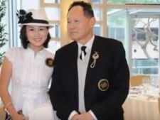 ரூ.800 கோடி பரிசு வேண்டுமா..? என் மகளை திருமணம் செய்து கொள்ளுங்கள்..! ஆனா ஒரு கண்டிஷன்..! 