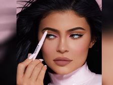 30 வயதுக்குள் சிங்குளாக இருக்கும் அழகு Billionaire-கள்..! ஒரு முறை ப்ரொபோஸ் செய்து பாருங்களேன்..? 