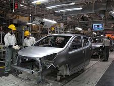 Maruti Suzuki-யில் மீண்டும் உற்பத்திக் குறைவு..! என்ன தாங்க பிரச்னை..! 