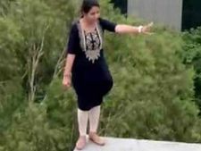  எனக்கு வேலை குடுக்கல 10-வது மாடில இருந்து குதிச்சிருவேன்..! என்னம்மா இப்புடி பண்றீங்களேமா..? 