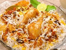 வான்கோழி பிரியாணி, பாயா, நண்டு ரசம், பொறிச்ச கோழி, எரா ஃப்ரை... காசு இஸ்ரேல் கஜானாலருந்து வரும்யா.!