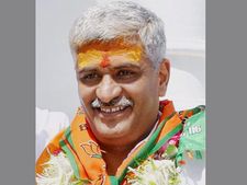 தண்ணி பஞ்சமா...? தமிழகத்துலயா..? ச்சே ச்சே கிடையவே கிடையாதுங்க யாரோ பொய் சொல்றாய்ங்க! பாஜக அமைச்சர்!