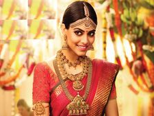 வரலாற்று உச்சத்தில் ஆபரணத் தங்கம் (Ornament Gold) விலை! 3,572-ஐத் தொட்ட ஒரு கிராம் தங்க விலை..!