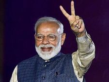 மோடிஜியால் வலுவடைந்த இந்திய - சீனா உறவு.. நடப்பாண்டில் வர்த்தகம் $100 பில்லியனை தாண்டுமாம்! 