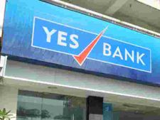 தொடர் வீழ்ச்சியை கண்டு வரும் “Yes bank”.. ஜூன் காலாண்டில் லாபம் 91% வீழ்ச்சி.. ரூ.114 கோடி லாபம்! 