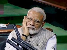 Budget 2019: மோடி 2.0 அரசின் முதல் பட்ஜெட் தாக்கல்.. விவசாயத்திற்கு முக்கியத்துவம் இருக்குமா? 