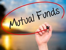 Mutual funds: வங்கி FD போல 8% நிலையான வருமானம் கொடுக்கும் வேல்யூ ஃபண்டுகள்! 