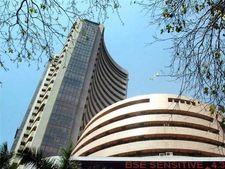 பட்ஜெட்டுக்கு பின் 1250 புள்ளிகள் சரிந்த Sensex! 400 புள்ளி இறக்கத்தில் பலத்த அடி வாங்கிய Nifty! 