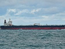 என்ன ஈரான் சும்மா இருக்க மாட்டீங்க.. எச்சரிக்கைக்கு பின்னும் கடத்தப்பட்ட எண்ணெய் கப்பல்.. 