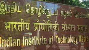 10 மடங்கு உயரும் கட்டணம்.. பற்பல சலுகைகளும் பறிக்கப்படும்.. கதறும் ஐஐடி மாணவர்கள்! 