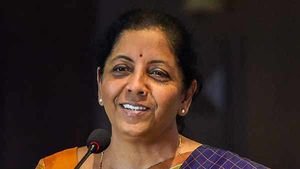 ஆட்டோமொபைல் துறையை மேம்படுத்த என்ன செய்கிறோம் தெரியுமா..? விளக்கும் நிர்மலா சீதாராமன்..! 