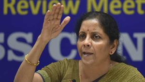 6 மாதத்தில் சுமார் ரூ,96,000 கோடி மோசடி.. நிர்மலா சீதாராமன் தகவல்..! 