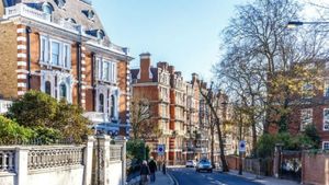 இந்திய புள்ளீங்கோ தான் இந்த நகரத்தில் அதிக வீடு வாங்குகிறார்களாம்..! 