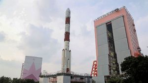 இஸ்ரோவுக்கு ரூ.1,245 கோடி வருவாய்.. மத்திய அரசு தகவல்..! 