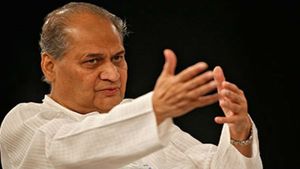 இந்திய அரசை விமர்சிக்க கார்ப்பரேட்கள் பயப்படுகின்றன.. ராகுல் பஜாஜ் விமர்சனம்..!