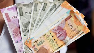 பிரதமர் மாநிலத்தில் ஸ்பெஷல்..! ரூ. 1,821 கோடிக்கு புத்தாண்டு பரிசு..! 