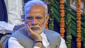 ஆர்பிஐ வெளியிட்ட டேட்டா! மோடி ஆட்சிக்கு வந்த பின் சரிவது இதுவே முதல் முறை!