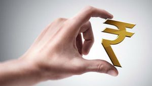 தொடர்ந்து வீழ்ச்சி கண்டு வரும் ரூபாய்.. இன்னும் எவ்வளவு தான் வீழ்ச்சி காணும்..! 