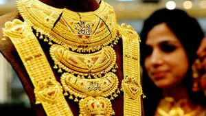 இன்று தங்கம் விலை நிலவரம் என்ன.. கூட இப்படியும் ஒரு செய்தி உண்டு..!