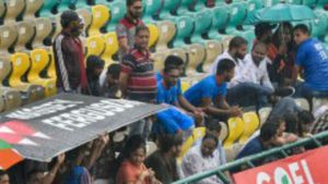 ஐபிஎல்-க்கு கெட்ட காலம்.. 1,200 கோடி ரூபாய் கேள்விக்குறி..!