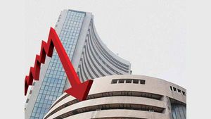 3,700 புள்ளிகள் சரிந்த சென்செக்ஸ்! 14 வர்த்தக நாளில் இவ்வளவு பெரிய சரிவு! 