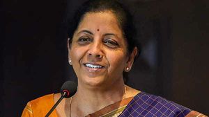  மத்திய அரசு ஊழியர்களுக்கு ரூ.10,000 வட்டியில்லா முன்பணம்.. பண்டிகைகால சிறப்பு சலுகை..! 