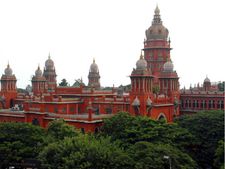 LIC Claim-ல் சிக்கல்! ரூ.62.5 லட்சம் கேட்டு LIC-ஐ நீதிமன்றத்துக்கு இழுத்த சாமானியர்!