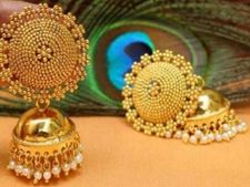 தங்கம் விலையில் தடுமாற்றம்! எதிர்காலத்தில் பவுன் விலை என்ன ஆகும்?