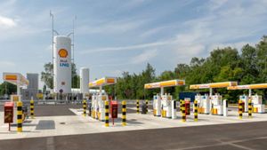 லாரி உரிமையாளர்களுக்கு ஜாக்பாட்.. ரூ.10,000 கோடி முதலீட்டில் 1,000 LNG ஸ்டேஷன்..! 