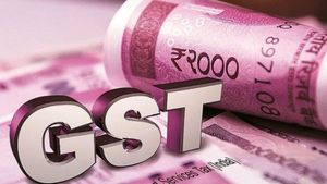 இரண்டாவது மாதமாக நவம்பரிலும் ரூ.1 டிரில்லியனை தாண்டி சாதனை.. ஜிஎஸ்டி வசூல் அபாரம்..! 