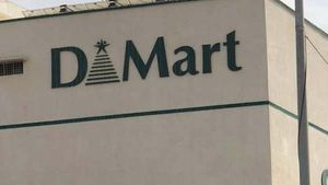 2 லட்சம் கோடி ரூபாய்.. புதிய உச்சத்தைத் தொட்ட டிமார்ட்..! 