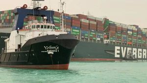  சூயல் கால்வாயில் எவர்கிவன் கப்பல் சிக்கியதால் கச்சா எண்ணெய் விலை 4% உயர்வு..!