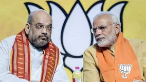தமிழகத்தில் பாஜக 4 இடங்களில் வெற்றி.. ! 
