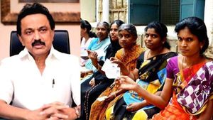 பெண்களுக்கு ஜாக்பாட்.. திமுக தேர்தல் அறிக்கையில் செம அறிவிப்பு..!