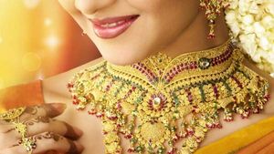  சரிவில் தங்கம் விலை.. இது வாங்க சரியான நேரம்.. மிஸ் பண்ணீடாதீங்க.. !