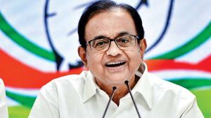 ஜிஎஸ்டி-ஐ புரிந்துகொள்ள சிறந்த வழிகாட்டி.. ப.சிதம்பரம் ட்வீ ட்..! 