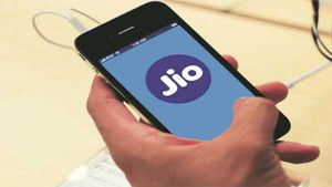JioPhone Next:கூகுள்-ரிலையன்ஸ் உருவாக்கிய 4ஜி ஸ்மார்ட்போன் செப்10 விநாயகர் சதுர்த்தியன்று அறிமுகம்..!