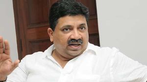 0-0.1%வரி விதிப்பதே சரி.. பிடிஆர் பழனிவேல் தியாகராஜன் அதிரடி டிவீட்..!