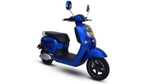 1000-க்கும் மேற்பட்ட நகரங்களில் புக்கிங்.. முதல் நாளே டெலிவரி+ சர்வீஸ் சேவை.. துள்ளி குதிக்கும் ஓலா!