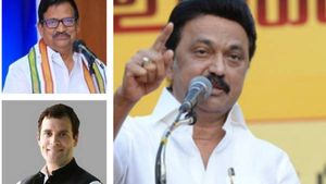  பெட்ரோல் விலை ரூ.3 குறைப்பு மகிழ்ச்சி.. ராகுல் காந்தி பெயரில் கேஎஸ் அழகிரி பாராட்டி ட்வீட்..!