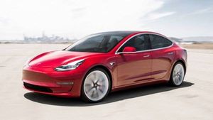 டெஸ்லாவின் அடுத்த திட்டம் தான் என்ன.. 3 நிறுவனங்களுடன் பேச்சு வார்த்தை.. எதற்காக..! 