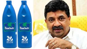 தேங்காய் எண்ணெய்-க்கு 18% வரியா.. ஜிஎஸ்டி கவுன்சில்-ஐ வெளுக்கும் பிடிஆர்..! #AntiSouth 