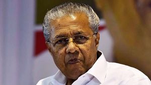பினராயி விஜயனின் அதிரடி திட்டம்.. இனி வேற லெவலில் கேரளா.. தமிழக நிலவரம் என்ன..! 