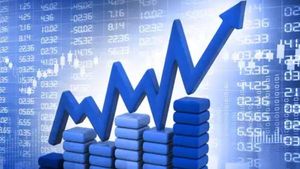 நிபுணர்களின் அசத்தல் பரிந்துரை.. லாபம் கிடைக்க இந்த 10 பங்குகளை வாங்கலாம்..! 