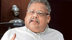 1 வருடத்தில் இரு மடங்கு லாபம் கொடுத்த ஜுன் ஜுன்வாலா போர்ட்போலியோ பங்கு.. இப்போதும் வாங்கலாமா? 