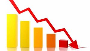 656 புள்ளிகள் சரிவில் சென்செக்ஸ்.. நிஃப்டி 18,000 கீழாக முடிவு..!
