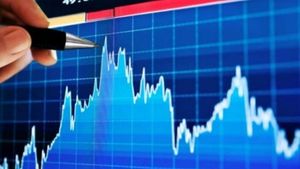 3 பங்குகளை வாங்கி போடுங்க.. நல்ல லாபம் கொடுக்கலாம்.. நிபுணர்கள் பலே கணிப்பு! 