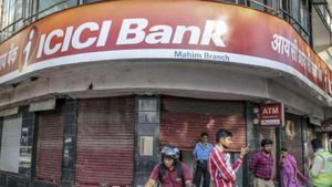 பிக்சட் டெபாசிட் செய்யப்போறீங்களா.. கொஞ்சம் இதையும் படித்திட்டு போங்க?