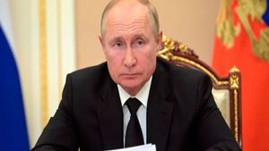 ரஷ்ய பொருளாதார வீழ்ச்சிக்கு புடின் தான் காரணம்.. ரஷ்யாவை விளாசும் நிபுணர்கள்..! 